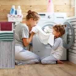 Corbeille à Linge Pliable Bambou -Komar || Wenko || Amadeus Soldes Magasin 0b28837090764d05b8608a72039b2133