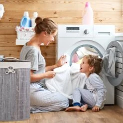 Panier Linge En Bambou Ovale -Komar || Wenko || Amadeus Soldes Magasin 0d6876c236b2473cbc854c327131da1d