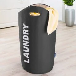 Wenko Panier à Linge Lumo -Komar || Wenko || Amadeus Soldes Magasin 1000150601 190128 06334300002 MOOD GALLERYIMAGES P000000001000150601 mood