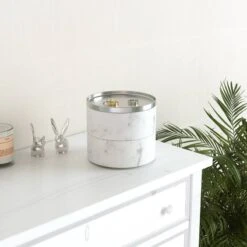 Umbra Boite à Bijoux Imitation Marbre Blanc Te -Komar || Wenko || Amadeus Soldes Magasin 1000172485 190508 07204800443 MOOD GALLERYIMAGES P000000001000172485 mood