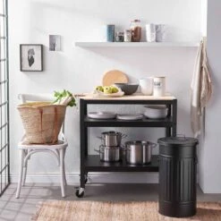 Poubelle Oskar ZINC -Komar || Wenko || Amadeus Soldes Magasin 1000338034 220301 023 MOOD DETAILS P000000001000338034 mood