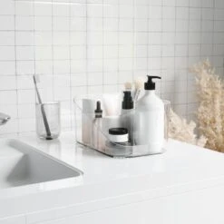 Umbra Organiseur à Cosmétique Glam Transparent -Komar || Wenko || Amadeus Soldes Magasin 1000346984 220516 020 MOOD DETAILS P000000001000346984 mood