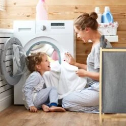 Panier à Linge Gris Avec Cadre En Bambou -Komar || Wenko || Amadeus Soldes Magasin 21383b39437546439803c3a18643709f