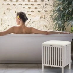 Panier à Linge Blanc Avec Siège -Komar || Wenko || Amadeus Soldes Magasin 408a407c47534efaba5e75aded04c79d