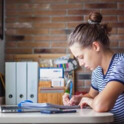 Support à Documents En Bambou -Komar || Wenko || Amadeus Soldes Magasin 4612936533e24b2db07888cc5fac0e02