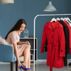 Cintre épaule Large Set De 10 -Komar || Wenko || Amadeus Soldes Magasin 4745d4ca566c4573b8b04921f2d87599 1