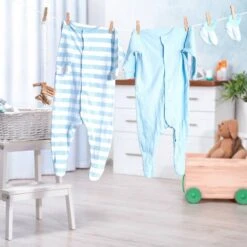 Corde à Linge Rétractable -Komar || Wenko || Amadeus Soldes Magasin 6a0c6382afc544ddba2c29a12b22322b