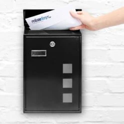 Boîte Aux Lettres Métal Fente -Komar || Wenko || Amadeus Soldes Magasin 7861f8ba55494376b3083283bf4f733f