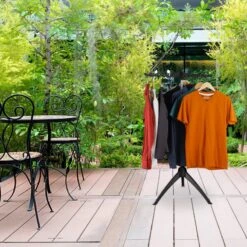 Étendoir Pliable Pour Cintres -Komar || Wenko || Amadeus Soldes Magasin 79b4dda40444412391f12d6f78c1420a