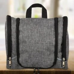 Trousse De Toilette XL à Suspendre -Komar || Wenko || Amadeus Soldes Magasin 8f2f9beb3b2d4d94b3ace177e0750aa1