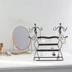 Présentoir à Bijoux Silhouette Femme -Komar || Wenko || Amadeus Soldes Magasin a73dc5da66604444bb091dabcd9b56e4