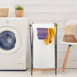 Panier à Linge Pliable Avec Couvercle -Komar || Wenko || Amadeus Soldes Magasin a74ff210aab64bf5846346a66c6c25c9