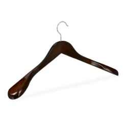 Cintre épaule Large Set De 10 -Komar || Wenko || Amadeus Soldes Magasin c28a81b72e7e4a42980fc62eaed6cc98 1