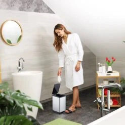 Poubelle De Salle De Bain 6 Litres -Komar || Wenko || Amadeus Soldes Magasin cd77a1c11b084b39bc4c71b65b48579f