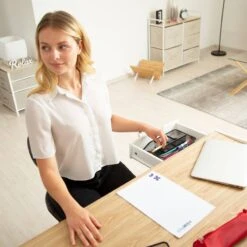 Organiseur De Bureau 4 Compartiments -Komar || Wenko || Amadeus Soldes Magasin cf5a24a5b85649fb8f6b7b6490f540cd