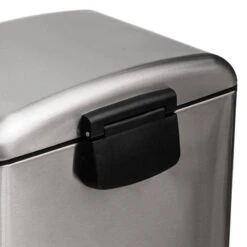 Poubelle De Tri -Komar || Wenko || Amadeus Soldes Magasin d302ca92a2dd4be0b957b3e5a07beda4