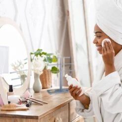 Porte-bijoux En Forme De T -Komar || Wenko || Amadeus Soldes Magasin d5d876324eef4e2ca05ac20a90300e8c