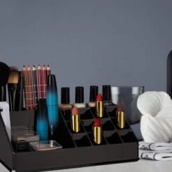 Organisateur Cosmétiques En Acrylique -Komar || Wenko || Amadeus Soldes Magasin da10acea31c04018b6ac681078dda641
