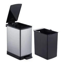 Poubelle De Salle De Bain 6 Litres -Komar || Wenko || Amadeus Soldes Magasin f0c45a06bacc4d67b6f76ab0b1a3acb2