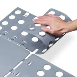 Planche à Plier Le Linge Plieur Chemise -Komar || Wenko || Amadeus Soldes Magasin f3fc88aaf07648fb8086810f6ef4629b