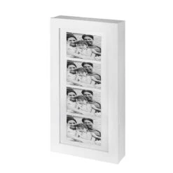 Armoire à Bijoux Photograph